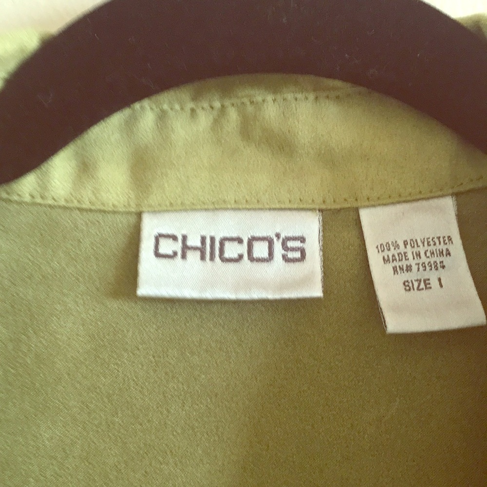 Chico’s blouse. Excellent condition.